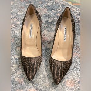 Preloved- Manolo Blahnik Animal Print Pony Hair Pointed Toe Pump sz 40